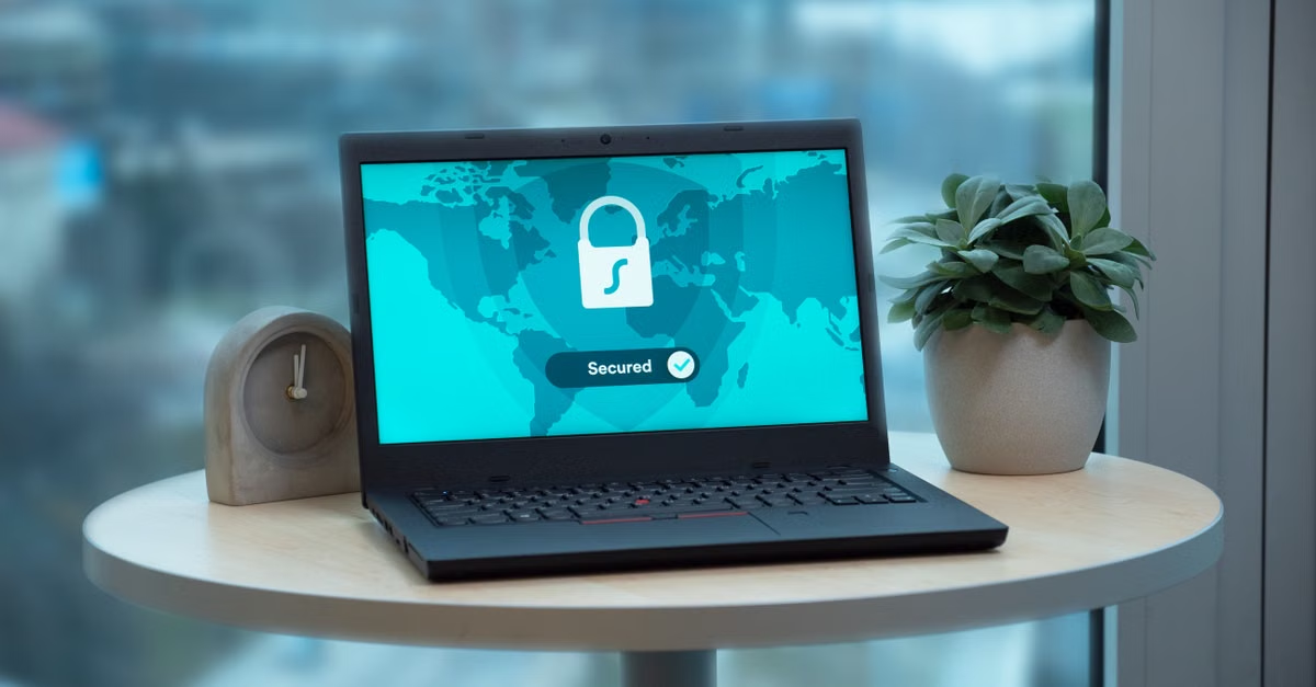 Icona di sicurezza digitale e privacy per riconoscere una piattaforma di sugar dating seria