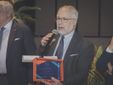La consegna del premio al Dottor Di Lucca