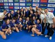 Catania festeggia la vittoria nella Coppa Italia di pallanuoto femminile (foto ekipeorizzonte.com)