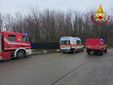 L'intervento di soccorso dei vigili del fuoco nei boschi di Turate