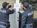 Spari in un bar, un ferito: arrestato un 44enne. Locale chiuso per 30 giorni