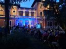 Oltre duecento persone rapite dal jazz nel parco di villa Ottolini-Tosi Oltre duecento persone rapite dal jazz nel parco di villa Ottolini-Tosi