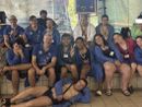 Le Cuffie al termine della scorsa stagione: con loro anche l'indimenticata Luca Rusconi, terzo da sinistra nella prima fila Le Cuffie al termine della scorsa stagione: con loro anche l'indimenticata Luca Rusconi, terzo da sinistra nella prima fila