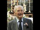 Eleganza e simpatia: ciao Peppino «portatore di gioia» Eleganza e simpatia: ciao Peppino «portatore di gioia»