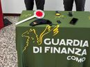 All'esame della patente con auricolare e ricetrasmittente sotto ai vestiti: denunciato un 22enne della provincia di Varese All'esame della patente con auricolare e ricetrasmittente sotto ai vestiti: denunciato un 22enne della provincia di Varese