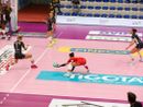 Una Futura non bella all'esordio in campionato, perde in casa di Cremona (foto Crotti)