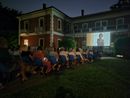 Tutto esaurito per il cinema estivo a Villa Calcaterra. Cinque gli appuntamenti del mese di agosto