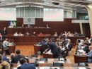 Il Consiglio regionale boccia la mozione sugli ospedali di Busto e Gallarate. Ferrazzi: «Così fate gli struzzi»