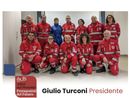 Giulio Turconi al centro in piedi