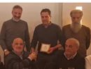 Momenti felici: la festa di Natale con la riconoscenza espressa a Mauro (foto per cortesia dell'assessore Moretti)