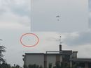 Il mezzo nel cielo di Busto (con il cerchio rosso e ingrandito)