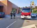 Controsoffitto crolla e travolge una dipendente: incidente sul lavoro al Tigros di Castellanza