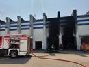 FOTO. “Speroni” in fiamme. A fuoco il magazzino attrezzi della Pro Patria