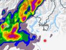 Il radar di Meteo Svizzera con il fronte temporalesco con grandine in spostamento da sudovest prima delle 15 di oggi