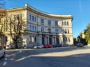 La sede del Ponti in piazza Giovine Italia La sede del Ponti in piazza Giovine Italia
