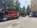 I vigili del fuoco sul luogo dell'incendio