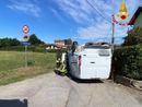 FOTO. Scontro tra un'auto e un furgone: due feriti a Brebbia