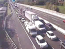 Code sulla A8 tra Castellanza e Legnano per incidente (foto dalla webcam di Autostrade per l'Italia)