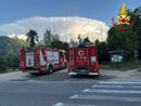 Incendio in un'azienda agricola di Gornate Olona, in azione i vigili del fuoco