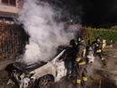 FOTO. Castiglione Olona, due vetture a fuoco nella notte