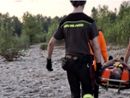 Uomo salvato dai vigili del fuoco su un isolotto a Turbigo