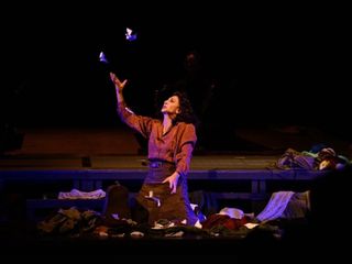 “Elena, la matta” in scena al Teatro Carcano di Milano “Elena, la matta” in scena al Teatro Carcano di Milano