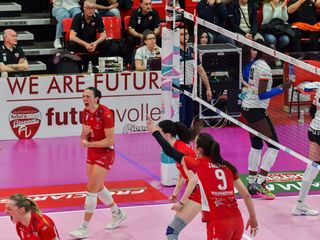 La Futura Busto perde 1-3 la gara-1 di semifinale playoff (credit foto Loris Marini / Lega Volley Femminile) La Futura Busto perde 1-3 la gara-1 di semifinale playoff (credit foto Loris Marini / Lega Volley Femminile)