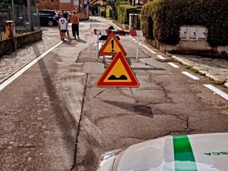 Le immagini dei danni provocati dalla tempesta che si è abbattuta su Maccagno con Pino e Veddasca (foto dalla pagina Facebook del sindaco Vargiu) Le immagini dei danni provocati dalla tempesta che si è abbattuta su Maccagno con Pino e Veddasca (foto dalla pagina Facebook del sindaco Vargiu)