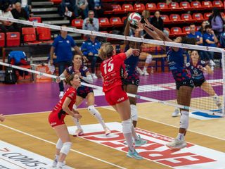 Esordio amaro nella stagione di A2 femminile per la Futura Busto (credit Futura Volley/Andrea Mondini)