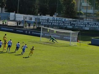 L'1-1 su rigore di Capone