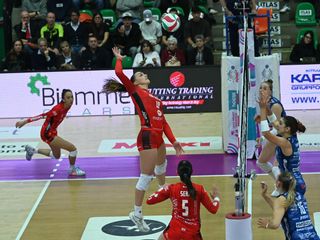 Conegliano-Uyba 3-2: magnifiche le farfalle di Busto (foto Lega Volley Femminile)