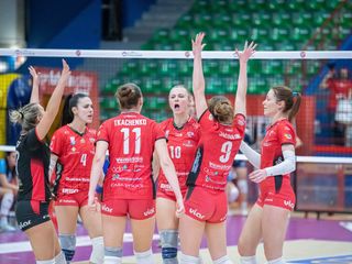 Futura 3+3, sei bellissima (credit Futura Volley/Gianluigi Rossi) Futura 3+3, sei bellissima (credit Futura Volley/Gianluigi Rossi)