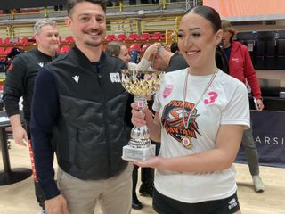 La coppa per il Liceo Pantani