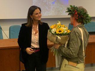 La rettrice Maria Pierro con Flora Ceruti, la mamma di Giulia Vanossi