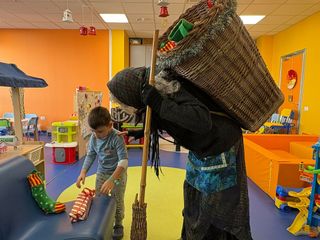 La visita delle Befana nei reparti di Varese, Cittiglio, Tradate e Busto Arsizio La visita delle Befana nei reparti di Varese, Cittiglio, Tradate e Busto Arsizio