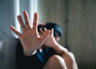 Violenza su donne, Moige: &quot;Musica e pornografia discriminano ancora oggi&quot;