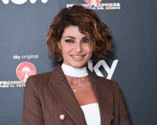 Samanta Togni, la separazione dal marito: "È finita, mi ero annullata per la coppia" Samanta Togni, la separazione dal marito: "È finita, mi ero annullata per la coppia"