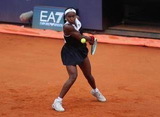 Panatta: "Paolini grandissima, Gauff tira solo forte: non basta per il tennis" Panatta: "Paolini grandissima, Gauff tira solo forte: non basta per il tennis"