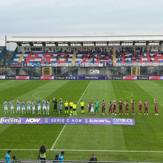 Ecco anche la prima vittoria in casa: la Pro Patria vince 2-1 il derby con il Lecco