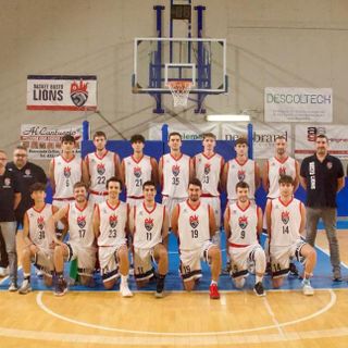 La prima squadra del Basket Busto Lions