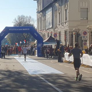 Busto, volontario della Maratonina aggredito da un automobilista