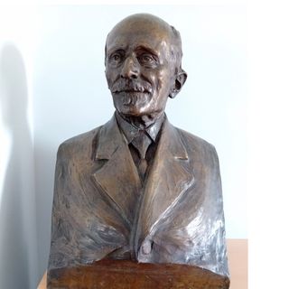 LA STORIA. Bentornato nel suo tribunale, presidente. Un secolo dopo grazie all'impegno della Croce Rossa e di uno storico