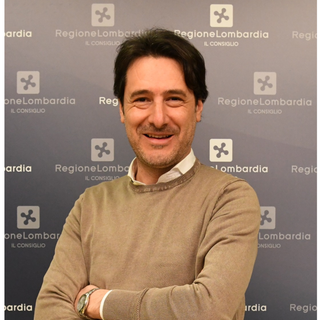 Il consigliere regionale Licata aderisce a Forza Italia: «Al primo posto le cose da fare per la Lombardia»
