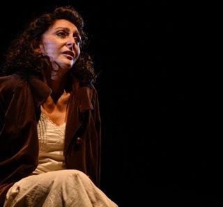 “Elena, la matta” in scena al Teatro Carcano di Milano
