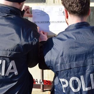 Giro di spaccio di cocaina e hashish: sequestrati beni per 300mila euro al &quot;Grande capo&quot; della droga
