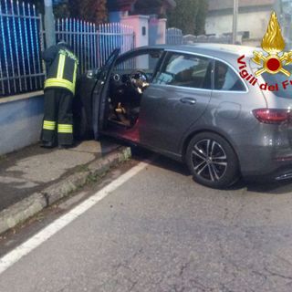 Incidente all'incrocio a Solbiate Arno: automobilista in gravi condizioni Incidente all'incrocio a Solbiate Arno: automobilista in gravi condizioni