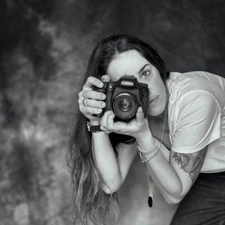 In questo articolo, le tre foto più significative di Silvia Gallo Stampino, selezionate per raccontare la sua visione