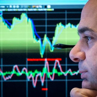 Avvio della procedura di riorganizzazione: 180 posti a rischio in Ubs Ese e Fiduciaria Avvio della procedura di riorganizzazione: 180 posti a rischio in Ubs Ese e Fiduciaria