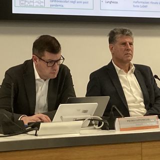 Da sinistra: il sindaco Pietro Zappamiglio e il consigliere comunale delegato alla Salute, Gianluca Ferrè