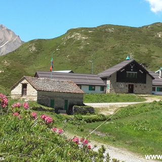 Il Rifugio Maria Luisa diventa sentinella del clima: il Cai di Busto in prima linea